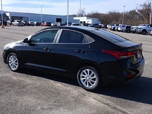 Used 2020 Hyundai Accent SEL image 6