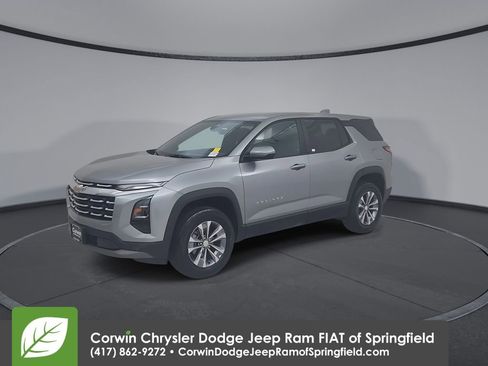 Used 2025 Chevrolet Equinox LT image 7