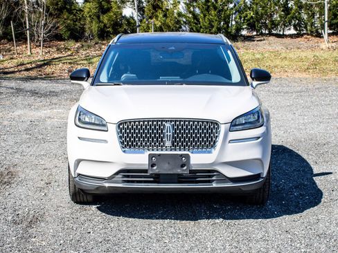 Used 2021 Lincoln Corsair AWD w/ Premium Package image 2