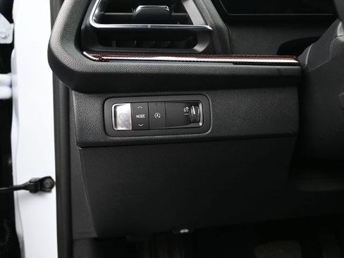 New 2026 Chevrolet Traverse RS image 14