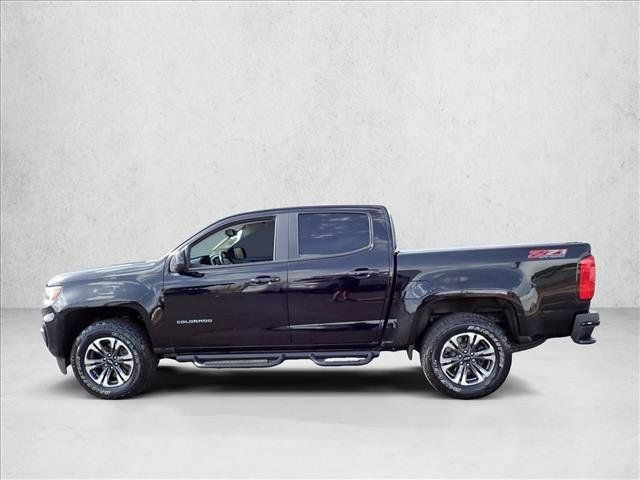 Used 2022 Chevrolet Colorado Z71 AWD/4WD image 2