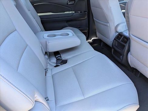 Certified 2023 Honda Passport EX-L image 19
