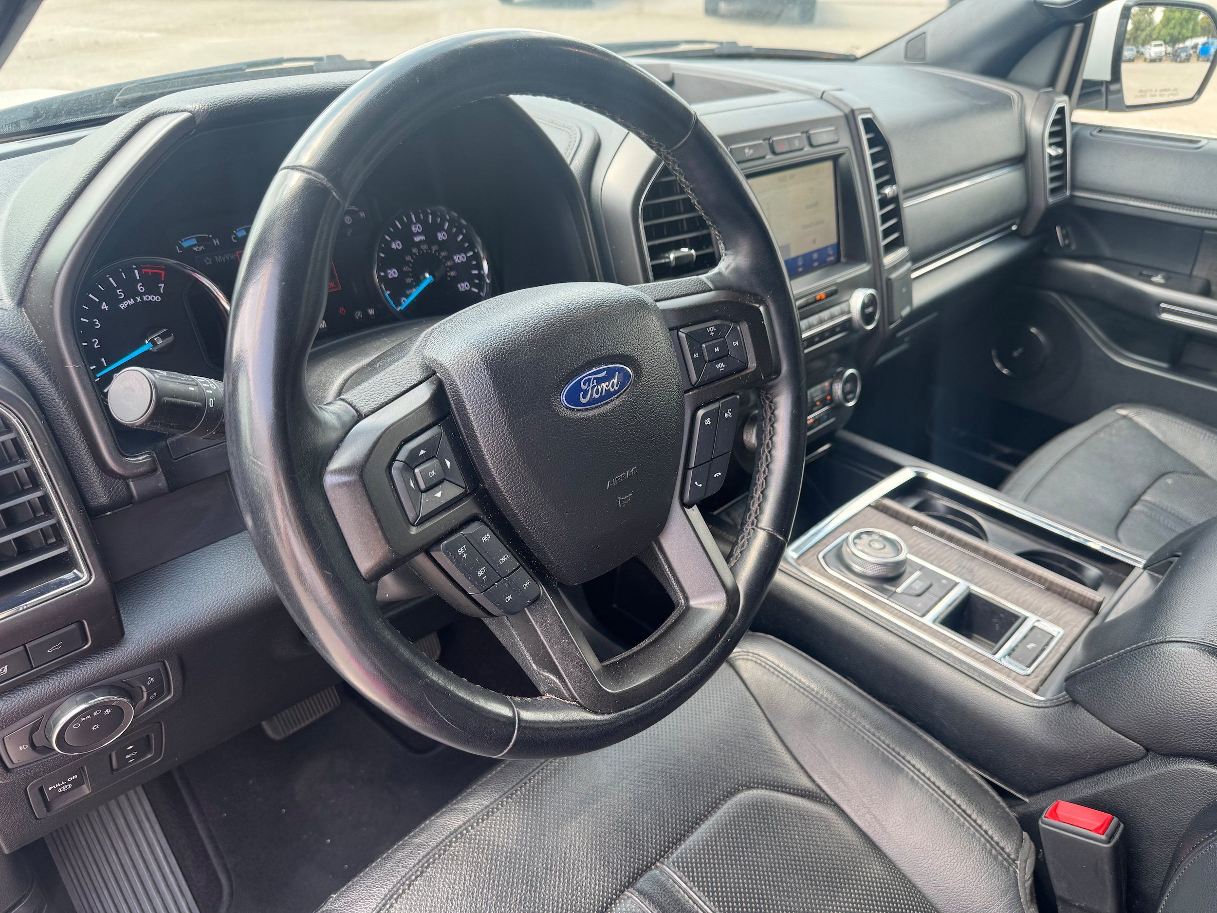 Used 2020 Ford Expedition Limited RWD image 8