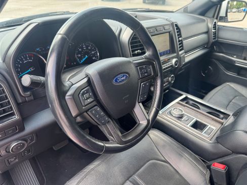 Used 2020 Ford Expedition Limited RWD image 8
