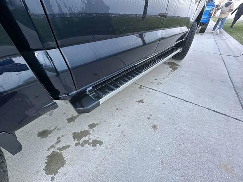 Used 2025 Ford F150 Lariat w/ Equipment Group 501A Mid image 35