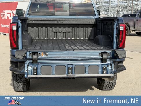 New 2026 GMC Sierra 3500 Denali w/ Denali Reserve Package image 5