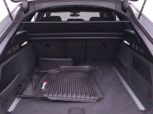 Certified 2025 Audi RS 6 performance AWD/4WD image 18