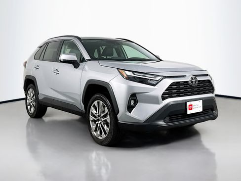 Certified 2025 Toyota RAV4 XLE Premium AWD/4WD image 1