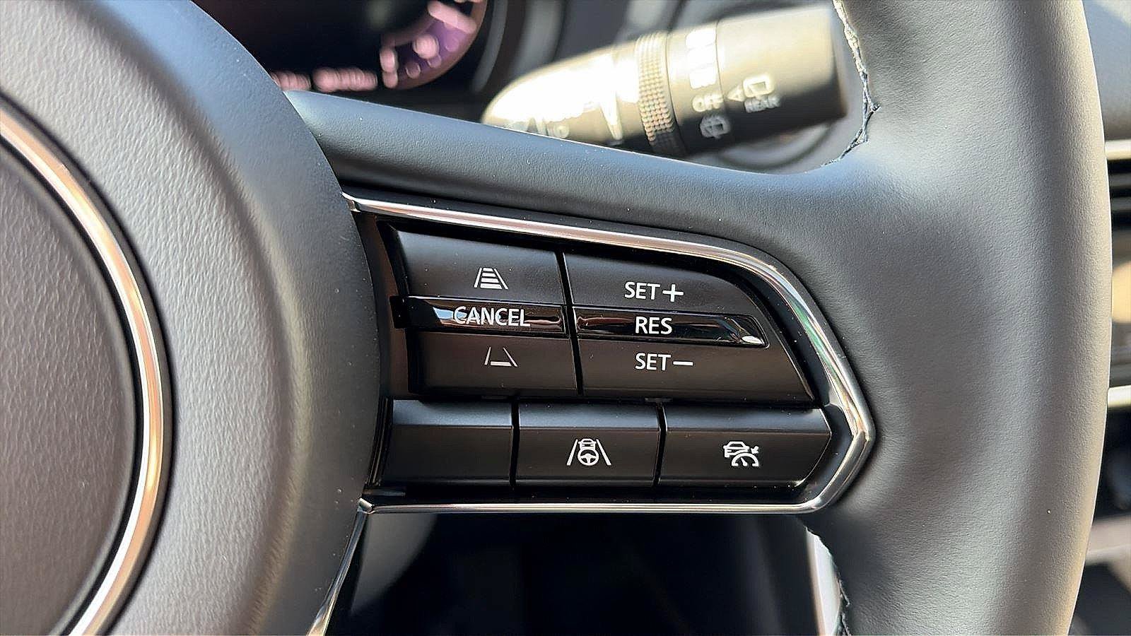 New 2025 MAZDA CX-70 Plug-In Hybrid w/ Premium Pkg AWD/4WD image 18