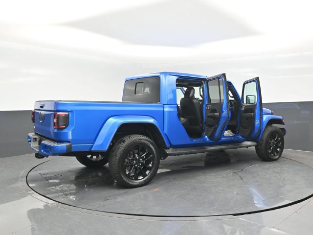 Used 2022 Jeep Gladiator Overland AWD/4WD image 31