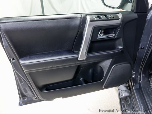 Used 2024 Toyota 4Runner SR5 Premium image 19