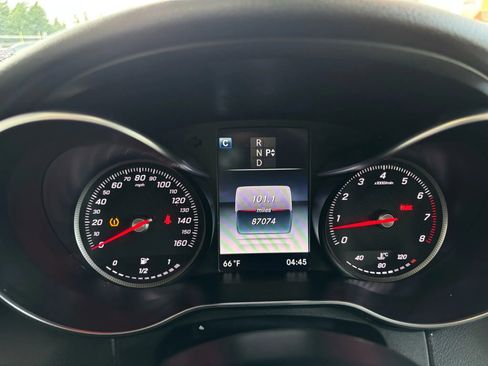 Used 2017 Mercedes-Benz C 300 C 300 4MATIC Sedan 4D image 17