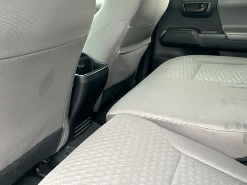 Used 2022 Toyota Tacoma SR5 image 12