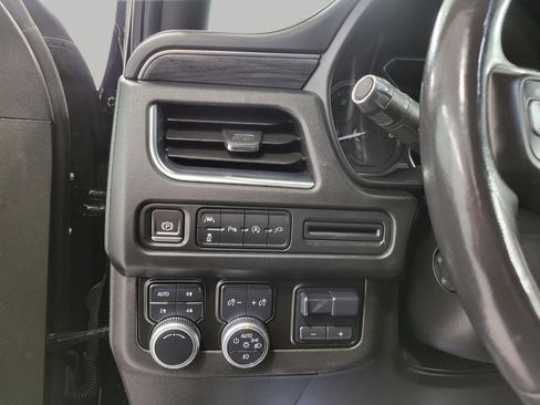 Used 2021 GMC Yukon SLT w/ SLT Luxury Plus Package image 10