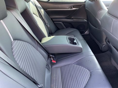 Used 2023 Toyota Camry SE image 21