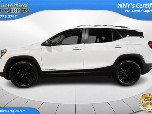 Used 2023 GMC Terrain SLE w/ Driver Convenience Package AWD/4WD image 9