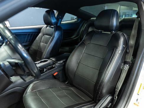 Used 2018 Ford Mustang GT Premium RWD image 10