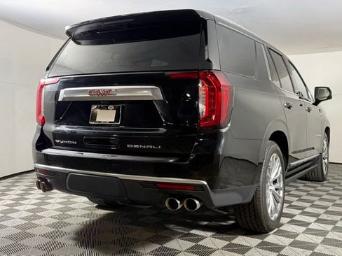 Used 2023 GMC Yukon Denali w/ Denali Reserve Package image 7