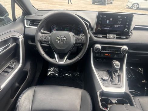 Used 2021 Toyota RAV4 XSE AWD/4WD image 12
