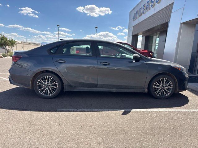 Used 2024 Kia Forte GT-Line w/ GT-Line Premium Package FWD image 4