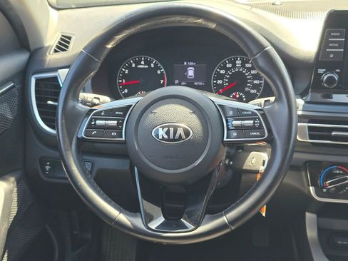 Used 2021 Kia Seltos S AWD/4WD image 19
