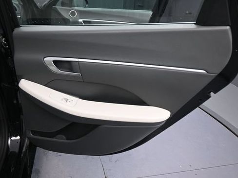 Used 2021 Hyundai Sonata SEL FWD image 23