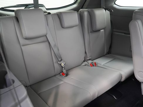 Used 2016 Toyota Highlander XLE AWD/4WD image 15
