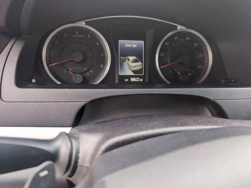 Used 2016 Toyota Camry SE w/ Protection Package (Q2) image 11