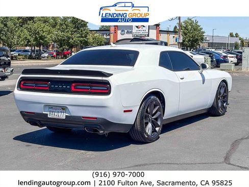 Used 2019 Dodge Challenger R/T Scat Pack w/ Driver Convenience Group RWD image 4