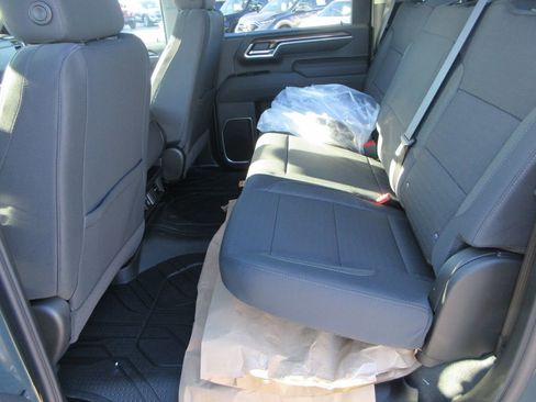 New 2026 Chevrolet Silverado 3500 LT w/ Convenience Package image 14