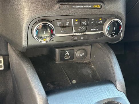 Used 2024 Ford Escape ST-Line image 18