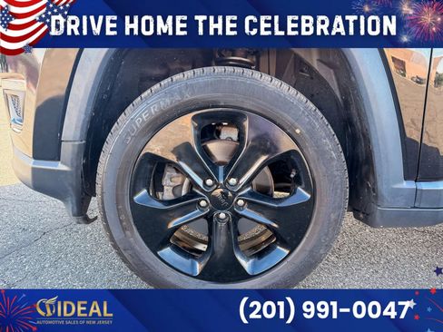 Used 2018 Jeep Compass Latitude w/ Popular Equipment Group AWD/4WD image 37