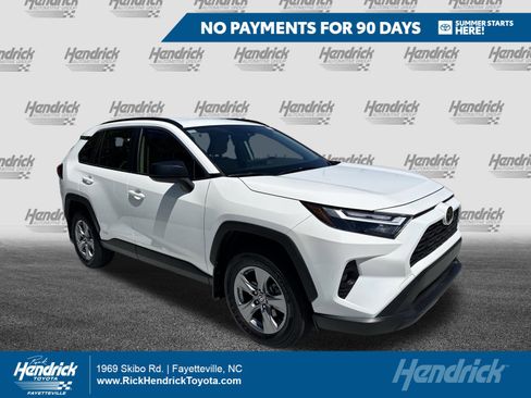 Certified 2025 Toyota RAV4 LE AWD/4WD image 1