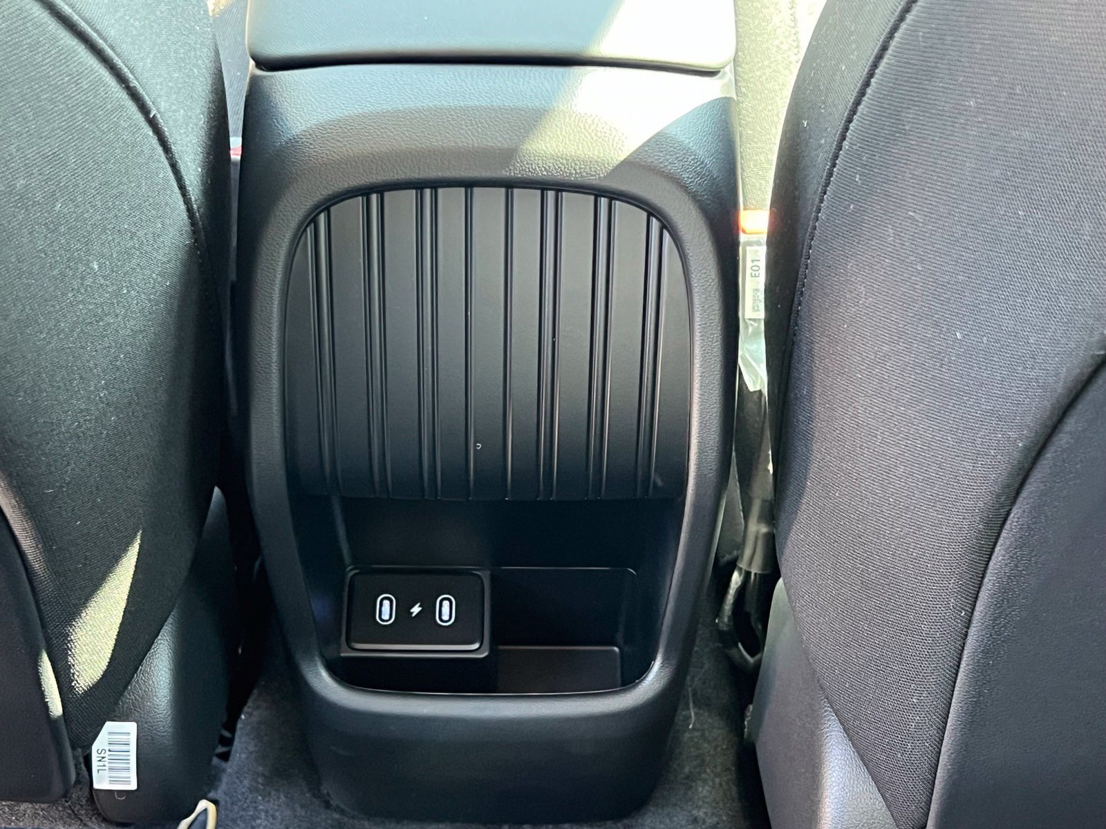 New 2027 Hyundai Kona SE FWD image 17
