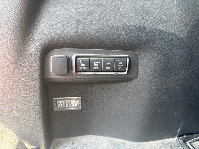 Used 2016 Ford Explorer Sport AWD/4WD image 29