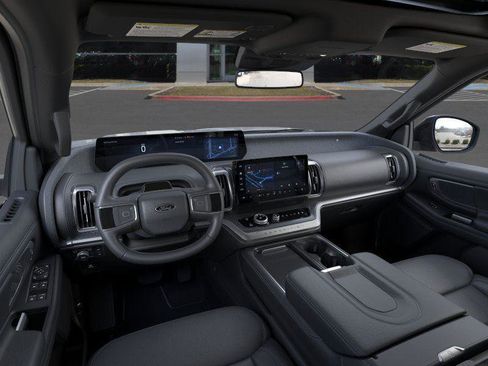 New 2026 Ford Expedition Platinum w/ Stealth Appearance Package AWD/4WD image 9