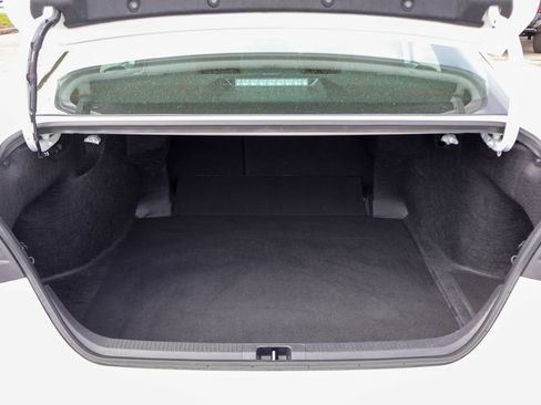 Used 2025 Toyota Camry SE FWD image 27