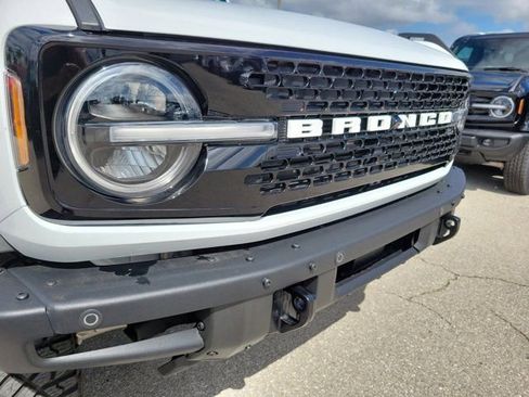 Certified 2024 Ford Bronco Wildtrak AWD/4WD image 7