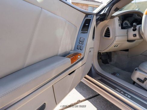 Used 2004 Cadillac XLR image 35