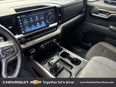 Used 2023 Chevrolet Silverado 1500 LT Trail Boss AWD/4WD image 20