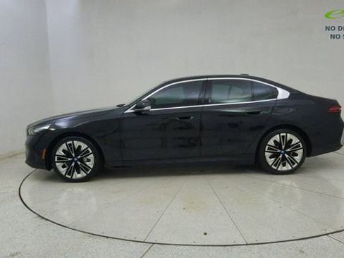 Used 2024 BMW i5 eDrive40i w/ Convenience Package RWD image 67
