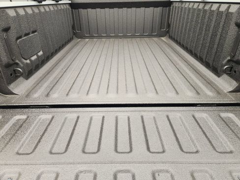 New 2026 RAM 1500 Lone Star AWD/4WD image 25