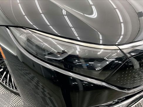Certified 2024 Mercedes-Benz EQS 450+ Sedan image 25