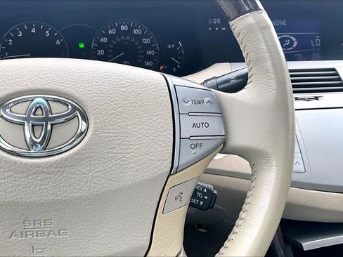 Used 2008 Toyota Avalon FWD image 18