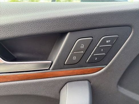 Used 2022 Audi Q5 2.0T Premium Plus image 11