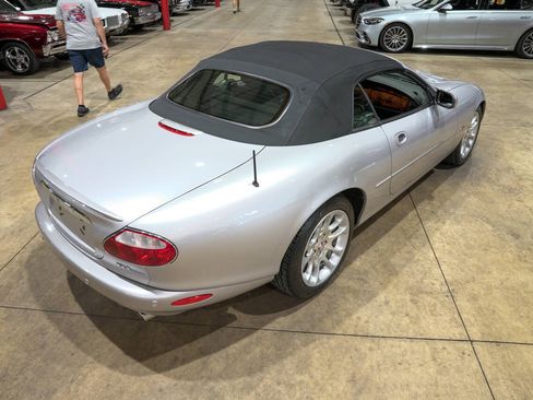 Used 2001 Jaguar XK8 Convertible RWD image 31