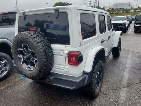 Used 2023 Jeep Wrangler Unlimited Rubicon 4xe w/ Cold Weather Group AWD/4WD image 9