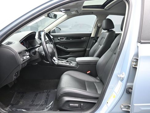 Used 2023 Honda Civic Touring image 18
