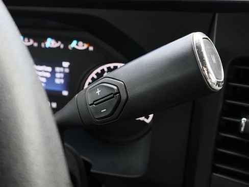 Used 2024 Ford F250 XL RWD image 22
