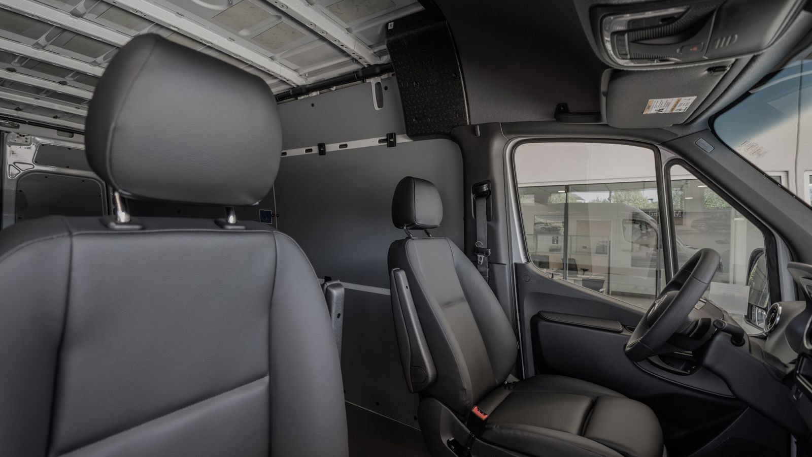 Used 2026 Mercedes-Benz Sprinter 2500 image 33